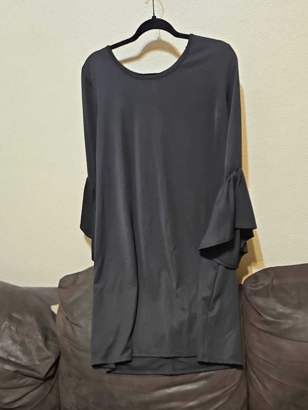 Elegant Black Ruffle-Sleeve Midi Dress